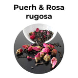 Mezcla de té puerh con rosas rugosa deshidratadas, combinación aromática de hojas oscuras y flores rosadas.